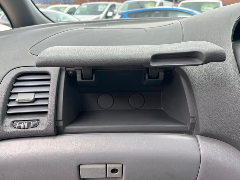 2001 Toyota Previa 2.4 CDX 5dr (7 Seats) MPV Petrol Automatic