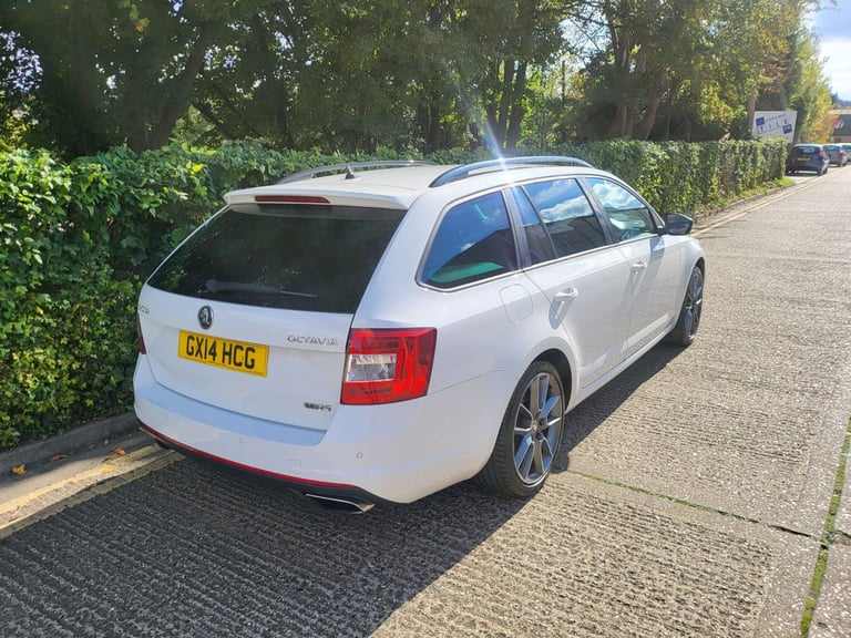 image for Skoda, OCTAVIA, Estate, 2014, Manual, 1984 (cc), 5 doors