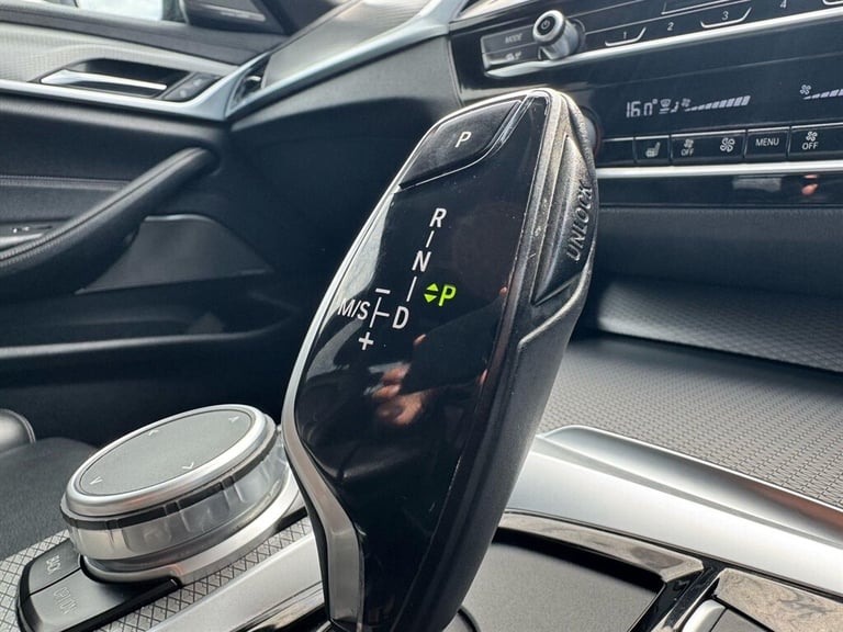 2019 BMW 5 Series 520d M Sport 4dr Auto SALOON DIESEL Automatic