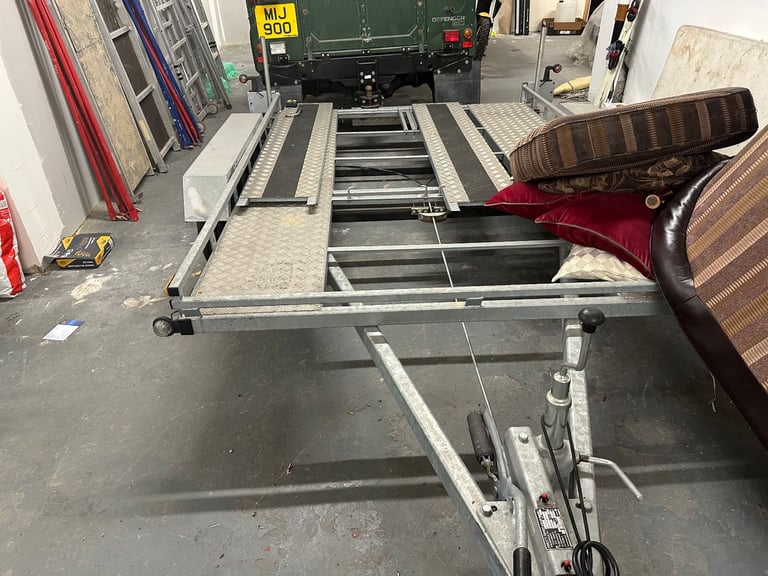 Car  Trailer with ramp twin axle good condition phoenix trailers CAR TRANSPORTER 