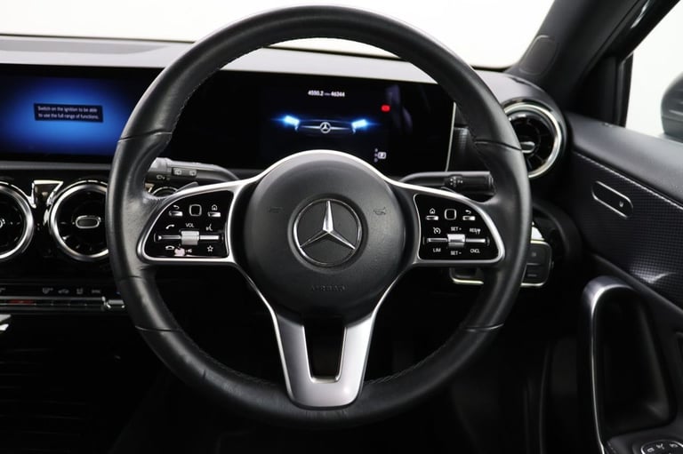 2019 Mercedes-Benz A-Class 1.3 A200 Sport (Executive) Hatchback 5dr Petrol 7G-DCT Euro 6 (s/s) (1...