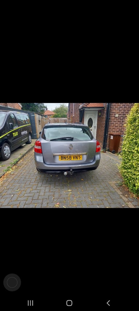Renault, LAGUNA, Estate, 2008, Manual, 1995 (cc), 5 doors