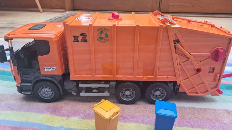 image for Toy bin lorry