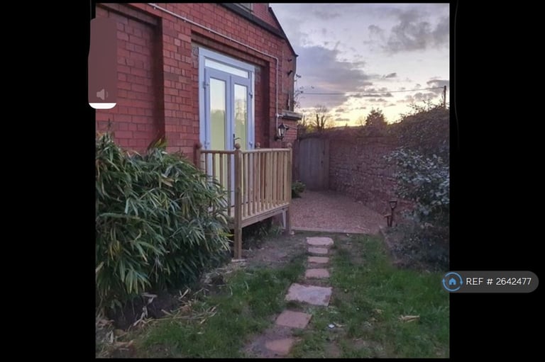 1 bedroom in Pear Tree Avenue, Bristol, BS41 (#2642477)