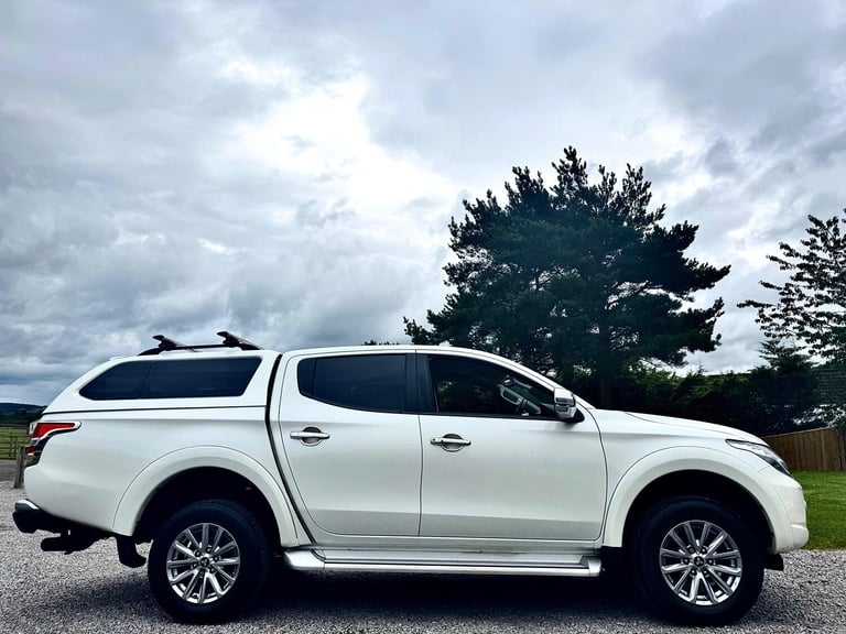 MITSUBISHI L200 2.4 DI-D DC Barbarian 2017