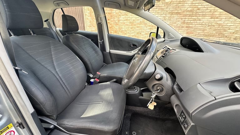 2008 Toyota Yaris 1.0 VVT-i TR 5dr HATCHBACK Petrol Manual