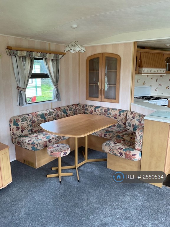 2 bedroom house in Marsh Road Edgmond, Telford, TF10 (2 bed) (#2660534)