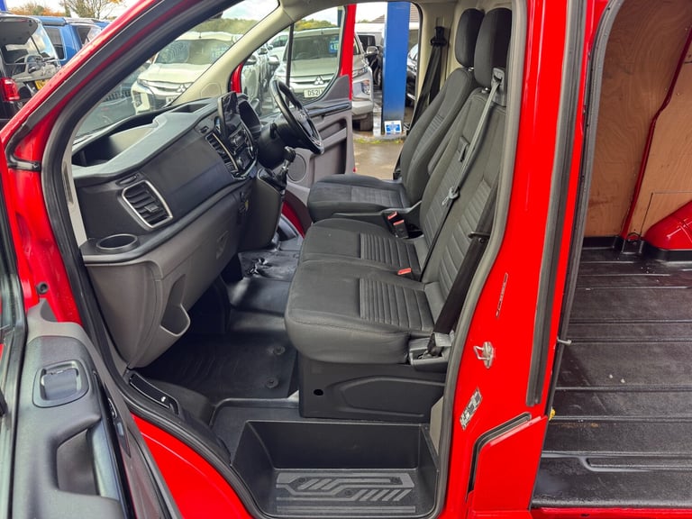 2020 Ford Transit Custom 2.0 EcoBlue 130ps L1 H2 Limited Fantastic Spec Inc Vat 