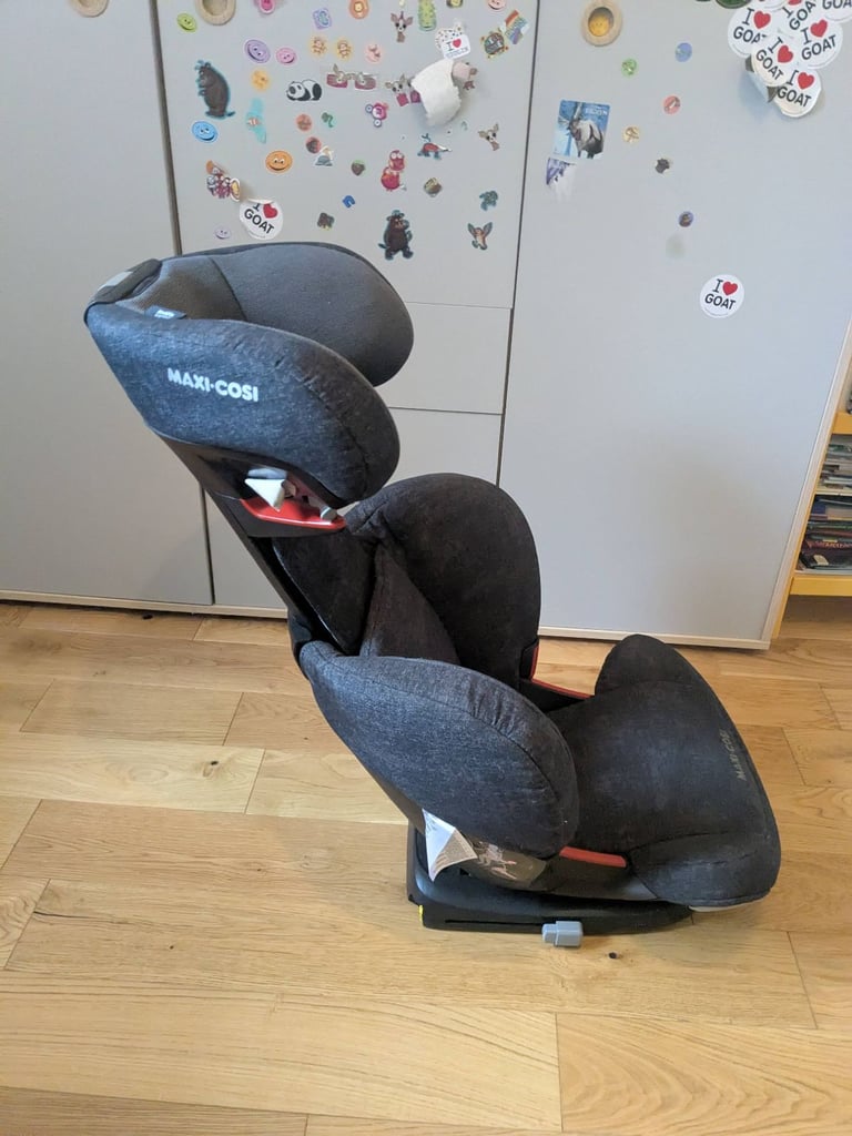 Two Maxi Cosi Car Seats