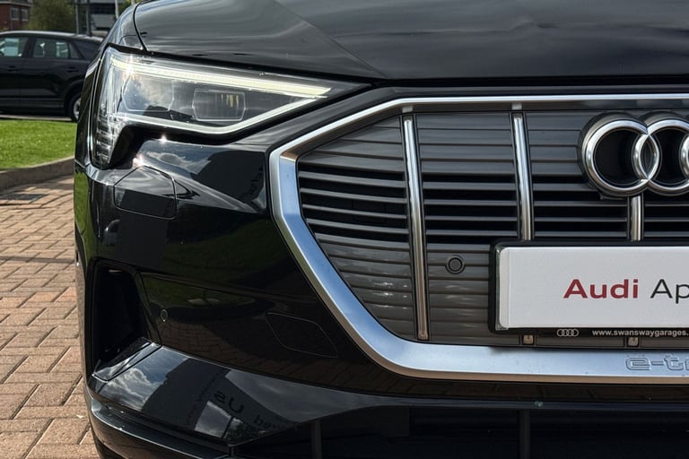 2022 Audi e-tron Sportback Technik 50 quattro 230,00 kW SUV ELECTRIC Automatic