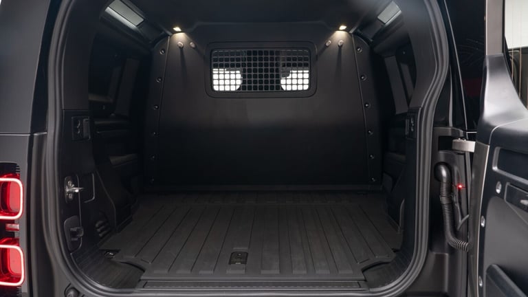 2025 Land Rover Defender (25 Reg) 90 3.0 D250 S Hard Top Commercial (3 Seat) (+VAT) Panel Van Die...