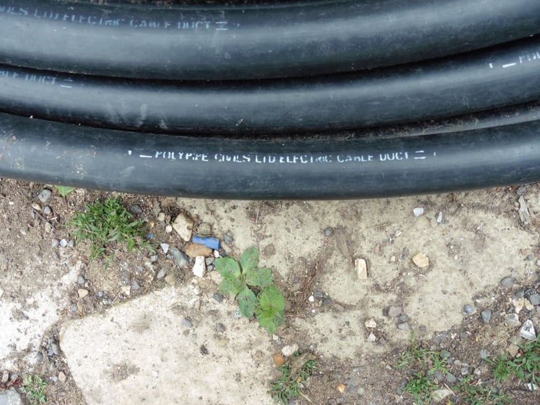 30 mm internal  Cable Ducting-40 metre lenght-unsued
