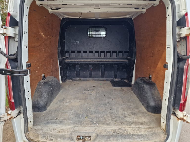 2016 Ford Transit Custom 6 Seat Panel Van  Low 125k Miles  Spares Repairs