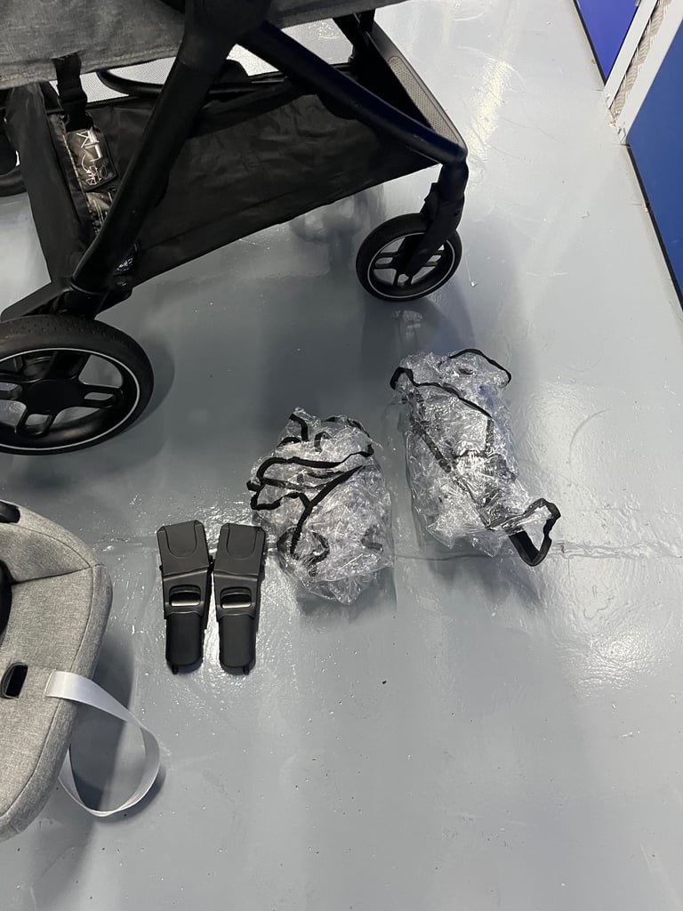 Maxi cosi travel system pram pushchair car seat 