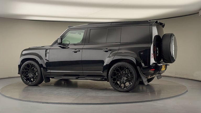 2025 Land Rover Defender 110 3.0 D250 MHEV X-Dynamic SE Hard Top SUV 5dr Diesel Auto 4WD MWB Euro...