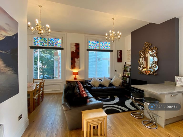 2 bedroom flat in St. Nicholas Chambers, Newcastle Upon Tyne, NE1 (2 bed) (#2664611)