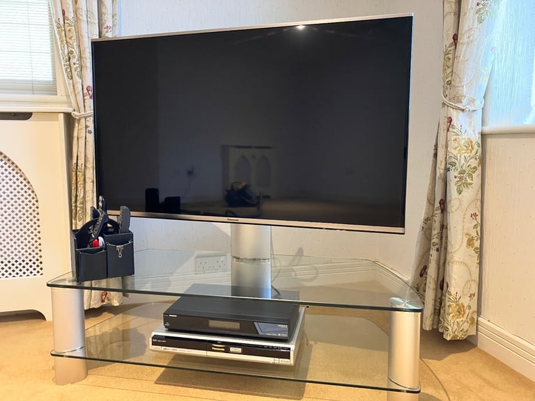Panasonic TV, DVD recorder & HUMAX Box