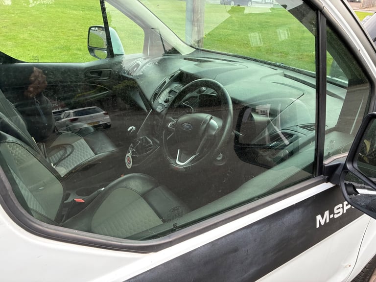 Ford, TRANSIT CONNECT, Panel Van, 2015, Manual, 1560 (cc)