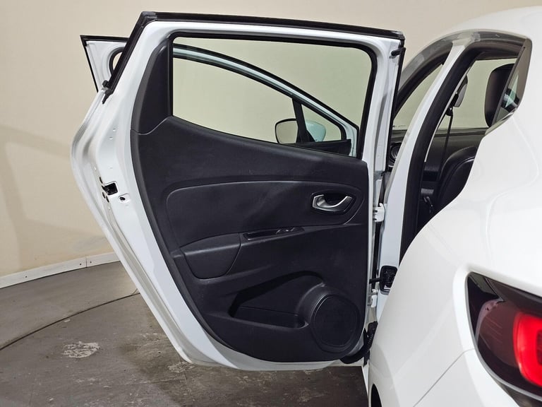 2018 Renault Clio 0.9 TCE 90 Dynamique S Nav 5dr HATCHBACK PETROL Manual