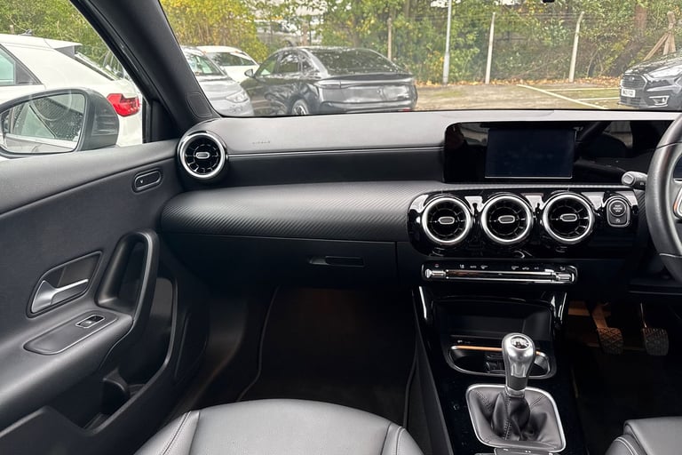 2021 Mercedes-Benz A-Class 1.3 A180 SE Euro 6 (s/s) 5dr Hatchback PETROL Manual