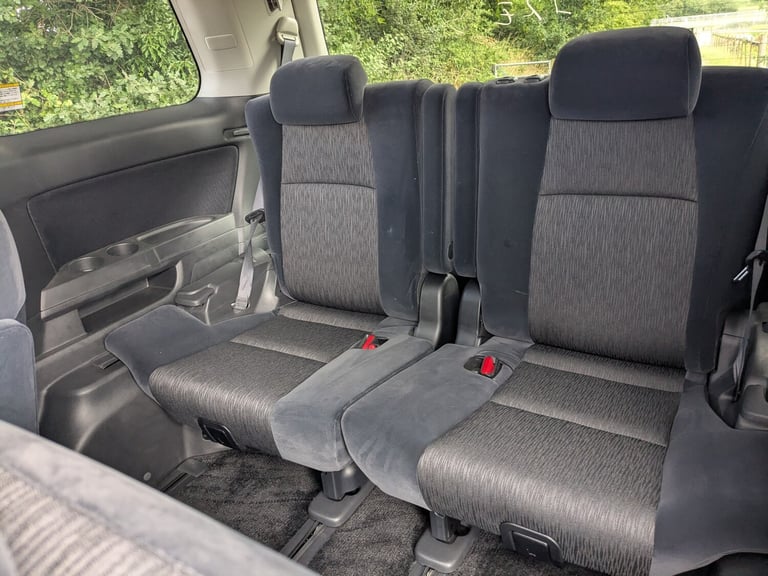 2008 Toyota Alphard 3.5 V6 twin sunroofs cruise control  Petrol