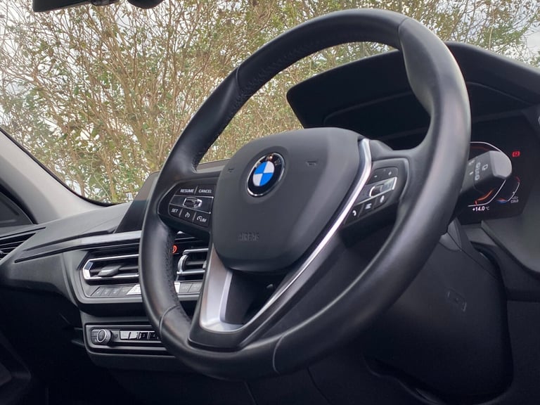 2021 BMW 1 Series 118i Sport Auto 5dr - Virtual Cockpit &amp; Apple CarPlay &amp; Heated Seats HA...