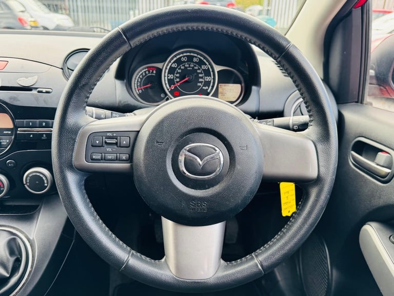 2011 Mazda Mazda2 1.3 Black 5dr HATCHBACK Petrol Manual