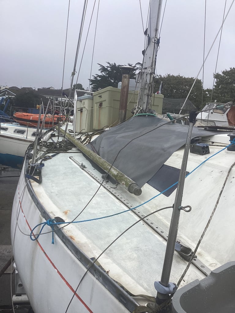 Carter yacht for sale