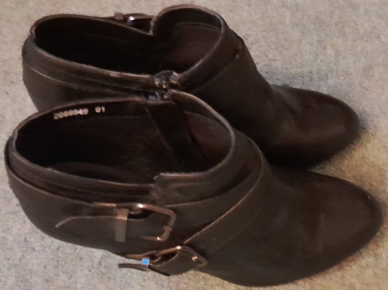 'New Look' Ankle Boots Size 5 (38)