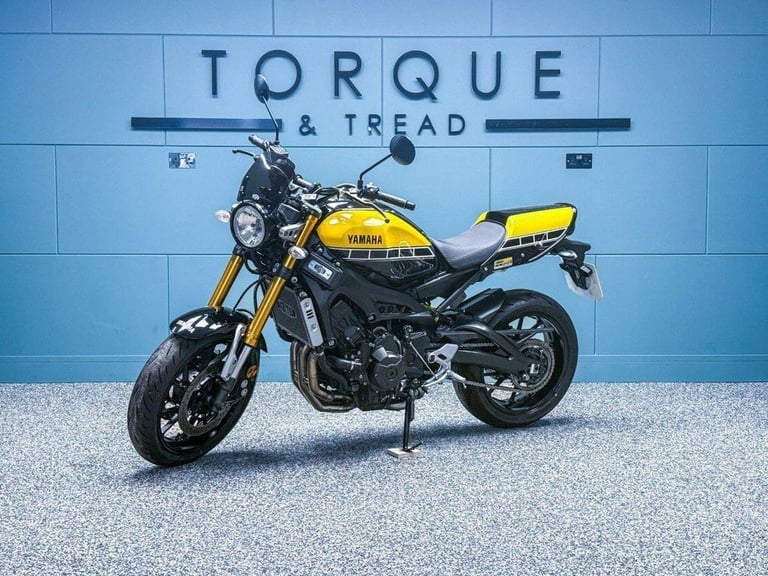 2016 66 YAMAHA XSR900 60TH ANNIVERSARY 900 ABS SPORT HERITAGE - LOW MILES