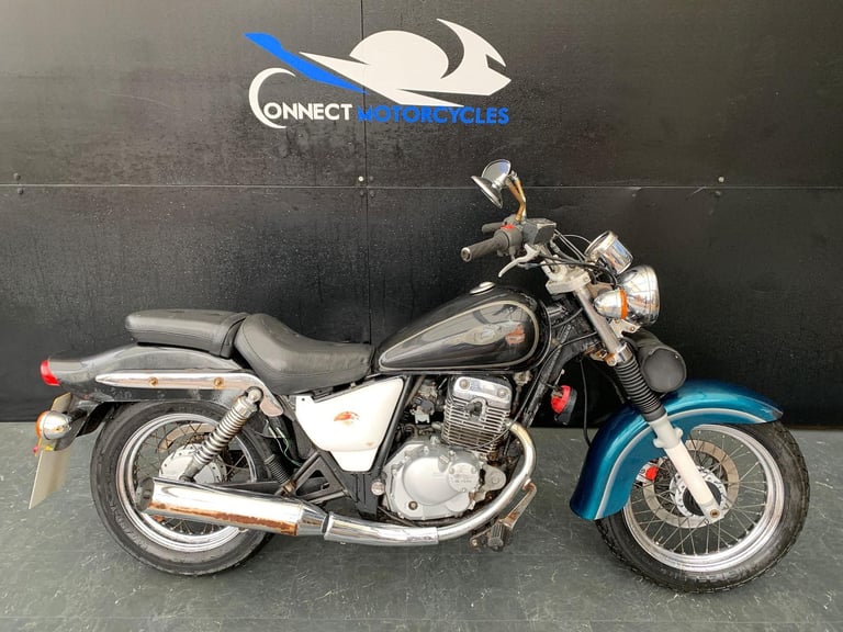 image for SUZUKI GZ 125 MARAUDER PROJECT BIKE HPI CLEAR