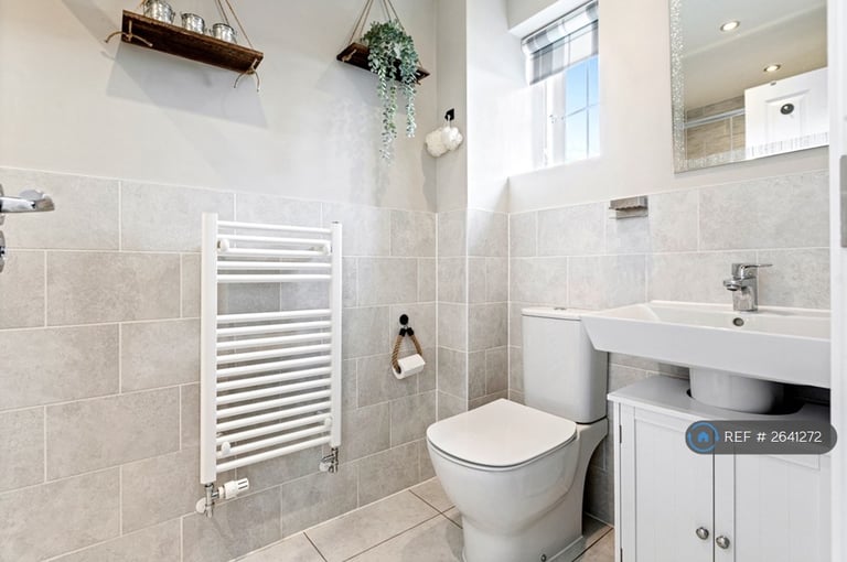5 bedroom house in Wright Close, Leicester, LE8 (5 bed) (#2641272)