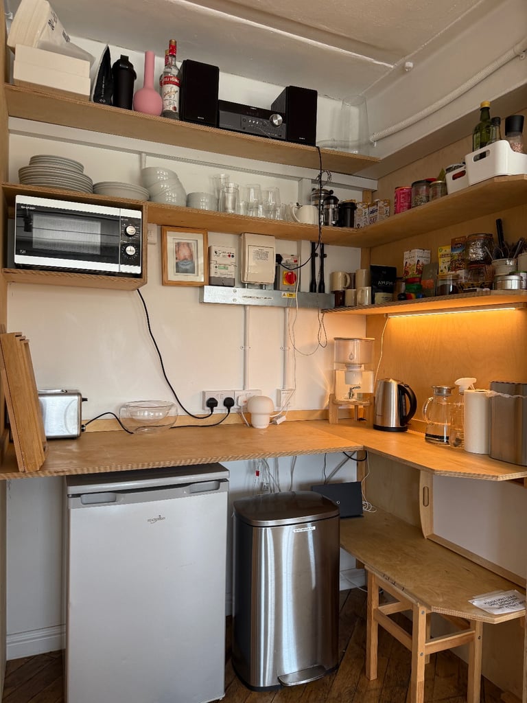 Desk available in creative studio in Shoreditch