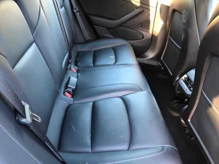 2019 Tesla Model 3 Standard Range Plus Saloon 4dr Electric Auto RWD (241 bhp) SALOON Electric Aut...