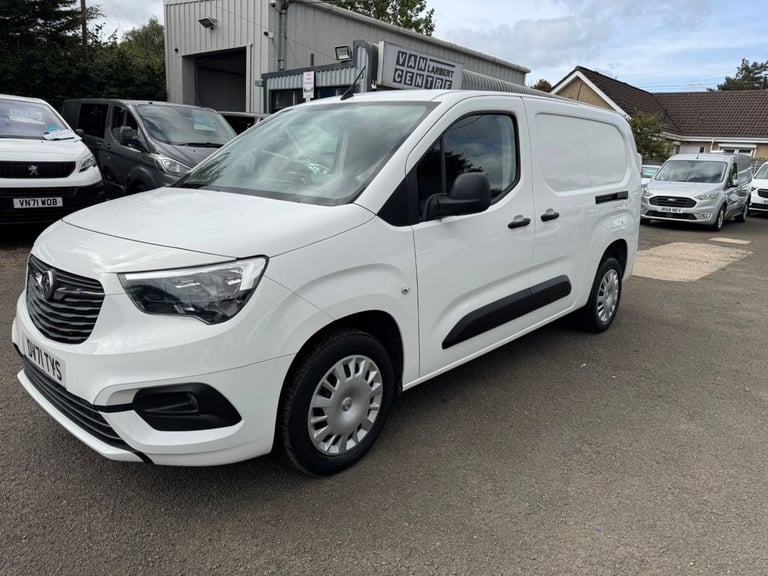 2021 Vauxhall Combo 1.5 Turbo D 2300 Sportive Panel Van 6dr Diesel Manual L2 H1 Euro 6 (100 ps) P...
