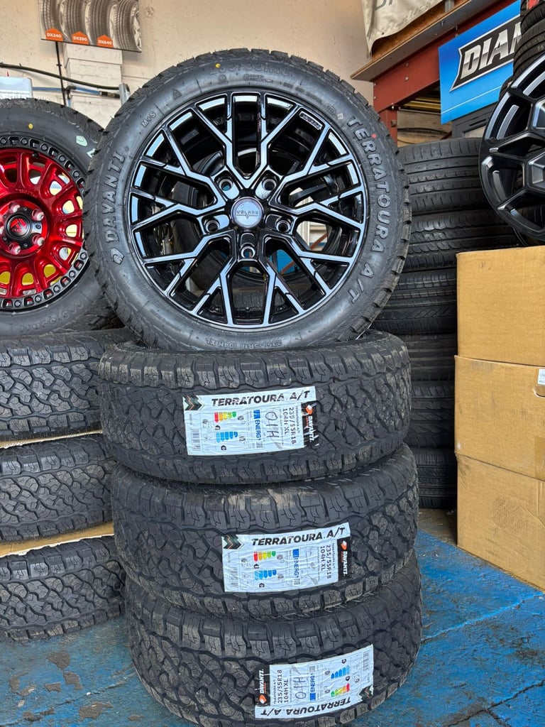 18" VELARE VLR T ALLOY WHEELS  BLACK DAVANTI TERRATOURA TYRES   TRANSIT CUSTOM 