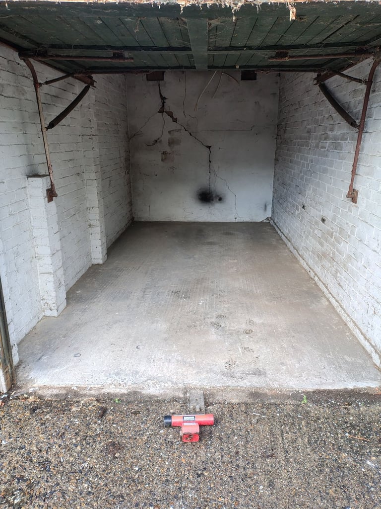 Garage to rent London N4 Crouch Hill