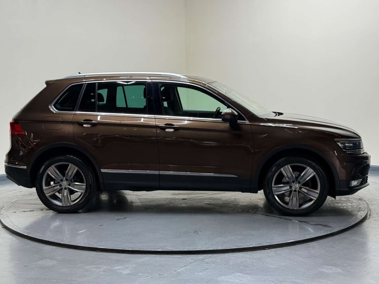 2017 Volkswagen Tiguan 2.0 TDI BlueMotion Tech SEL DSG 4Motion Euro 6 (s/s) 5dr SUV Diesel Automatic