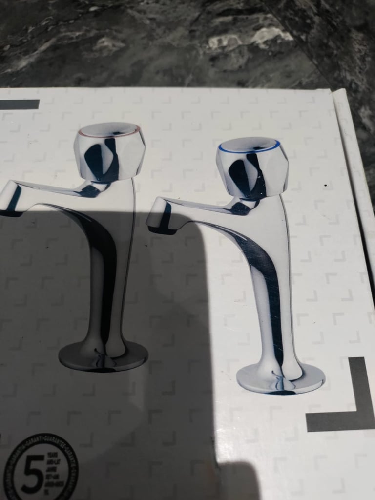NEW Linville Pillar Kitchen Taps