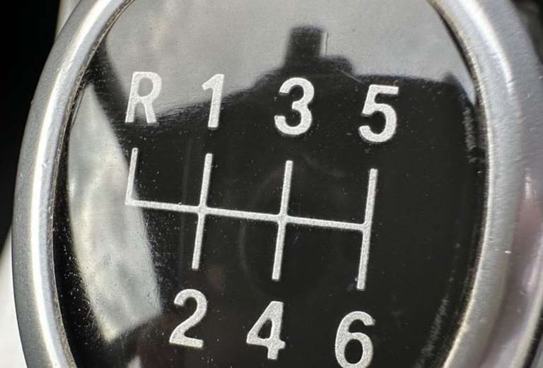 2012 BMW 1 Series 114i ES 3dr HATCHBACK PETROL Manual