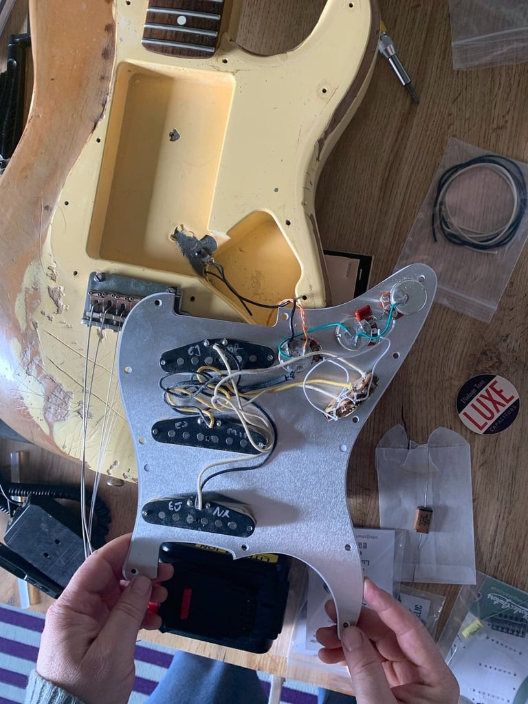 image for Electric and electronic project specialist. Electric guitar, musical equipment fixing, fender.