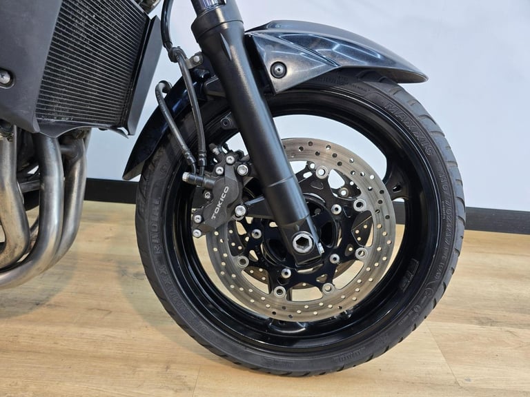 Suzuki GSR600 Blue 2006 - Crash Bungs, Adjustable Levers, Gear Indicator