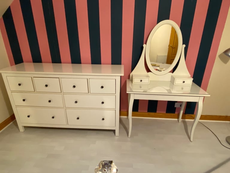 White dressing table 