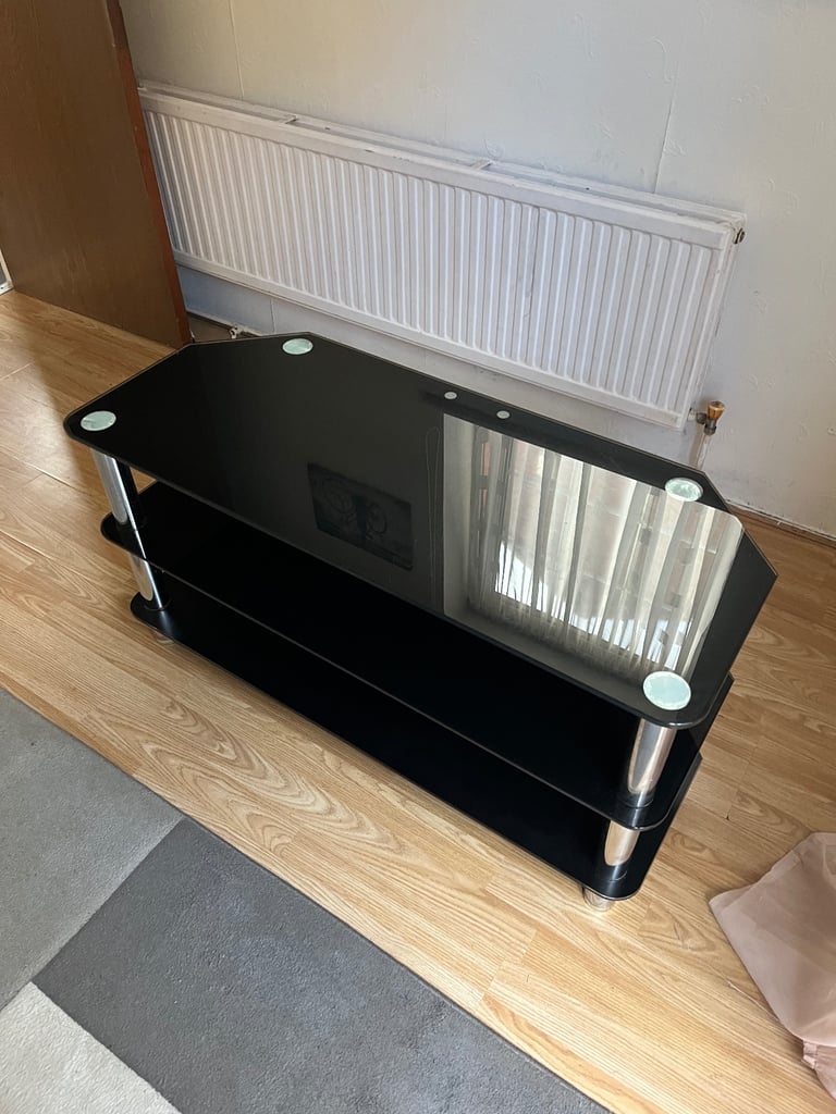 Tv table