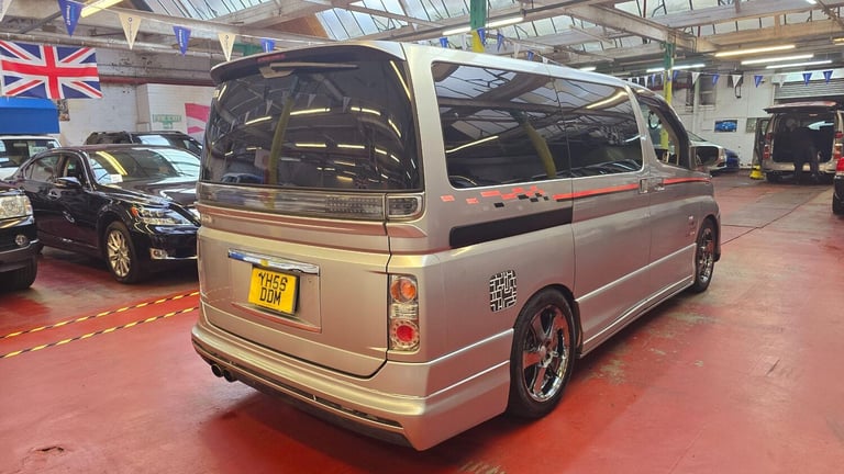 2005 Nissan Elgrand 4wd 2.5 Nismo modified Ready to go  Petrol Automatic