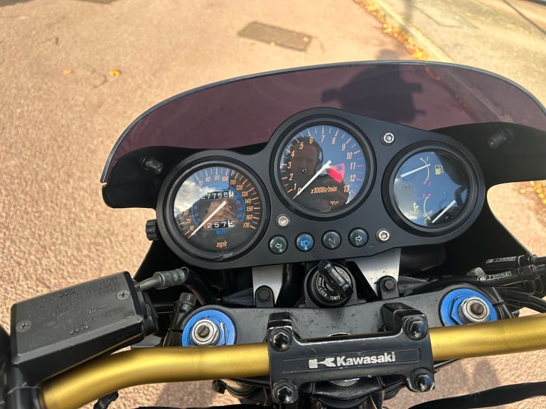 Kawasaki ZRX1200
