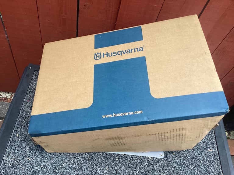 Husqvarna 130 chainsaw 14 in petrol brand new still in box 