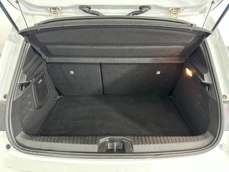 2019 Renault Clio 1.0 TCe Iconic Hatchback 5dr Petrol Manual Euro 6 (s/s) (100 ps) Hatchback Petr...