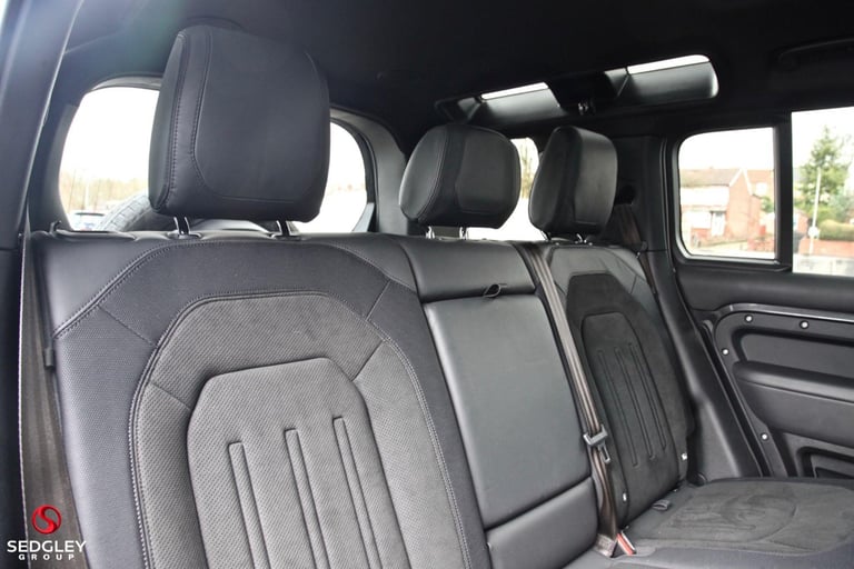 2022 Land Rover Defender 110 5.0 P525 V8 Auto 4WD Euro 6 (s/s) 5dr ESTATE Petrol Automatic