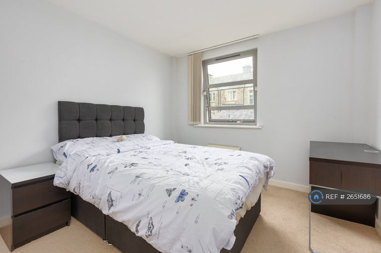 2 bedroom flat in Aldcliffe Road, Lancaster, LA1 (2 bed) (#2651686)